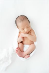 Luxury newborn and baby photographer in Greenville, SC.